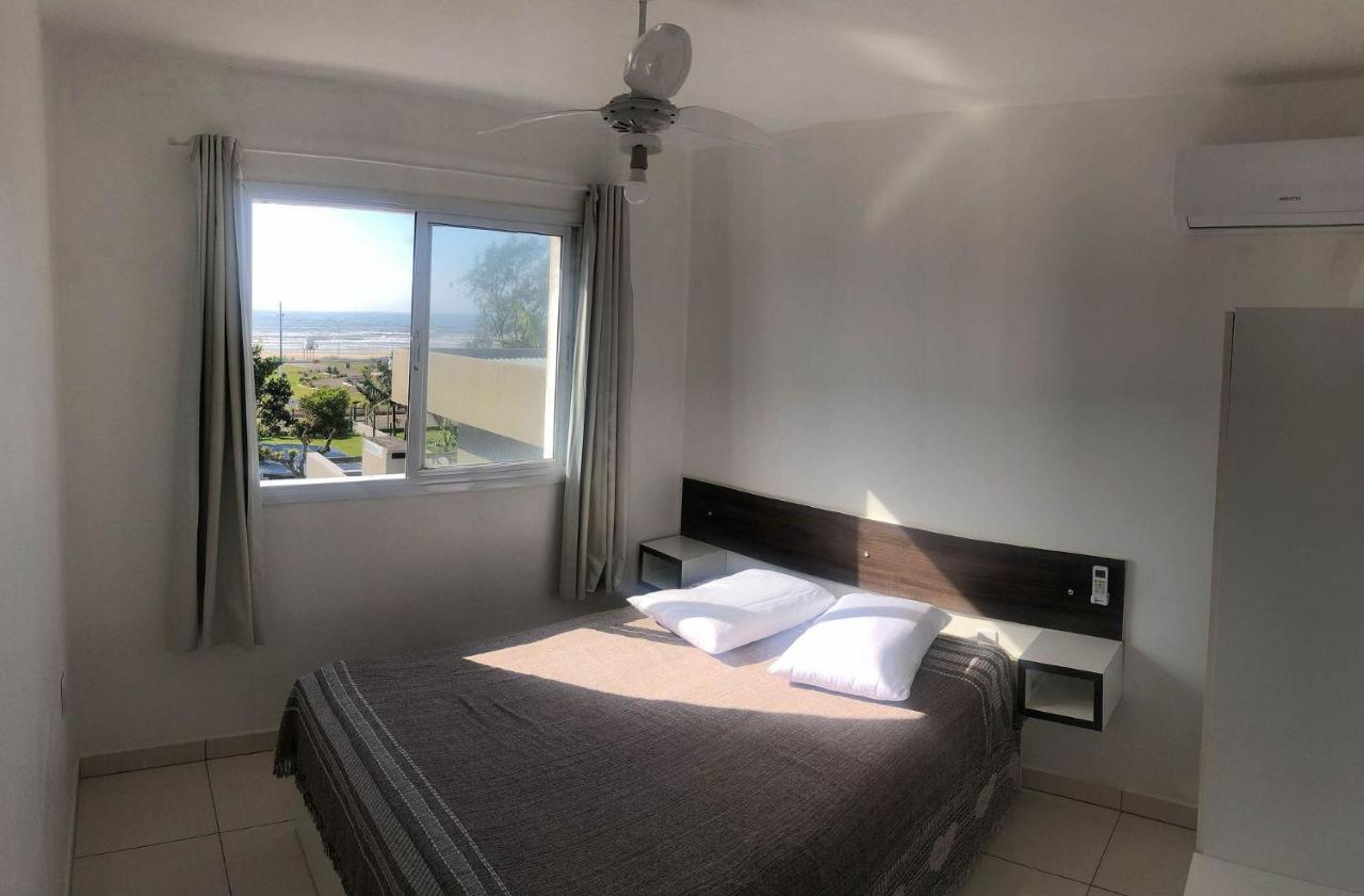 Residencial Costa Mare Apartment Torres Bagian luar foto